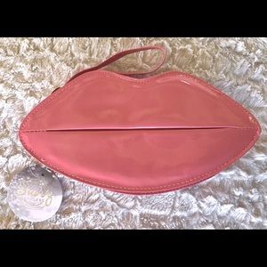 Savvy Chic Lip Crossbody Bag